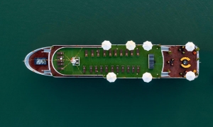 5 STAR-  DRAGON CRUISE