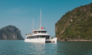 THE HA LONG CATAMARAN - PREMIUM CRUISE