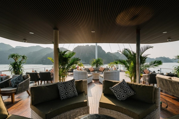 THE HA LONG CATAMARAN - PREMIUM CRUISE