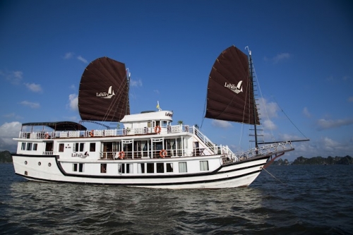 Ha Long Cruise